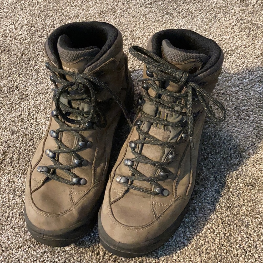 Lowa renegade hiking boots